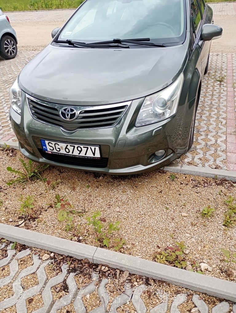 Avensis T27 opłaty rok salon PL 2.0D Do Soboty
