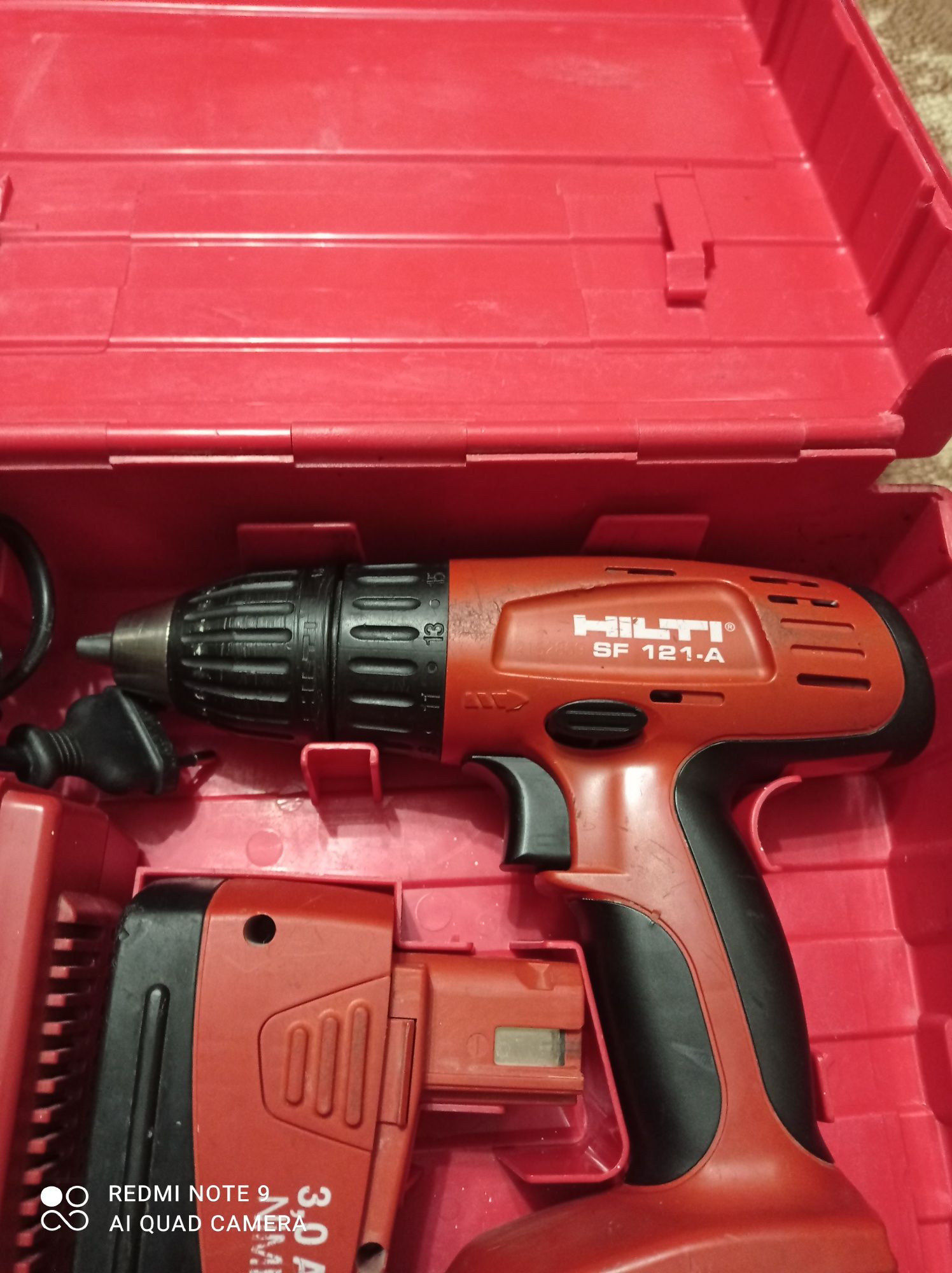 Шуруповерт Hilti