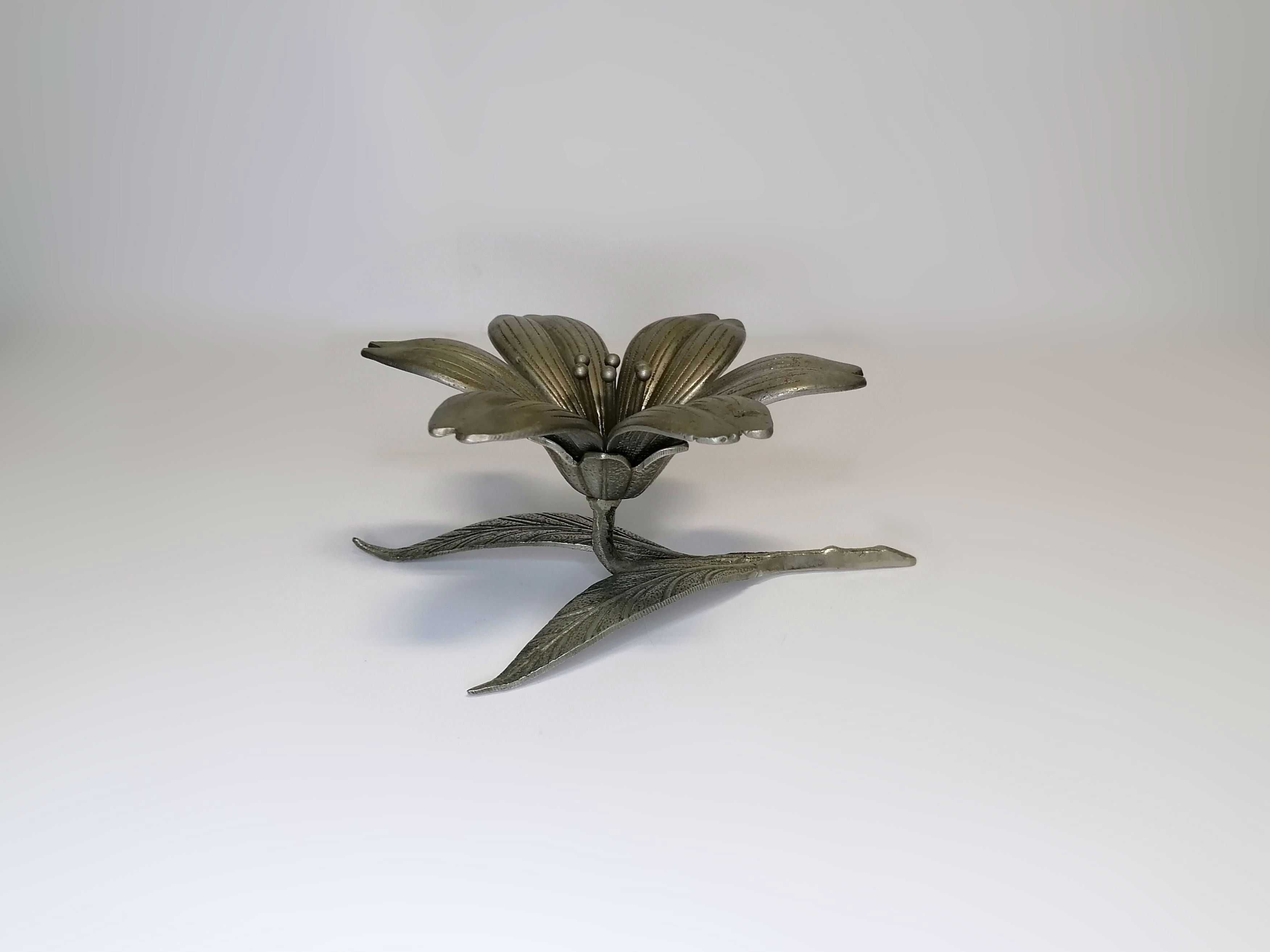 Cinzeiro Flor com Pétalas Removíveis (Art Deco)