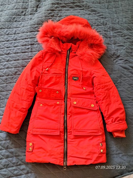 Куртка зимова дівоча 134р