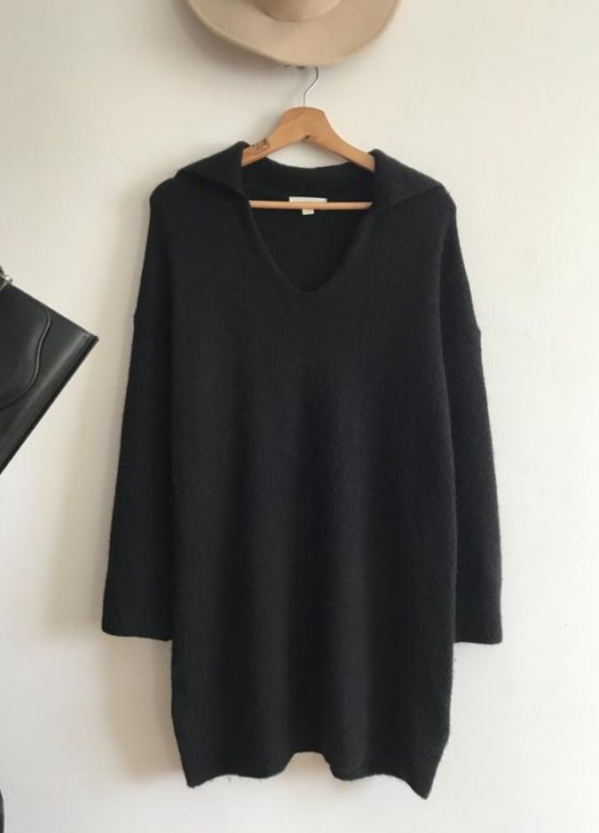 Luźna czarna sukienka H&M S z wełną Szeroki kołnierz w prążki
