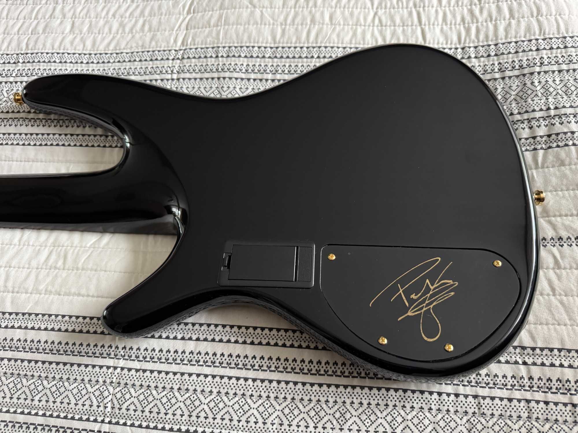 Gitara basowa Ibanez PIB1-BK (Peter Ivers signature)