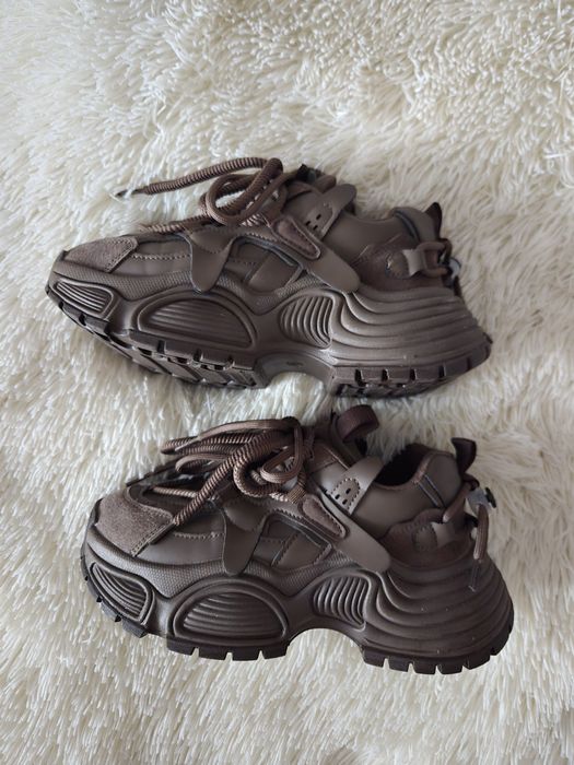 Кроссовкі шоколадні на платформі  36 розмір