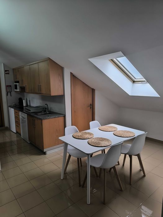 Apartamento T2 Com Piscina em São Martinho do Porto