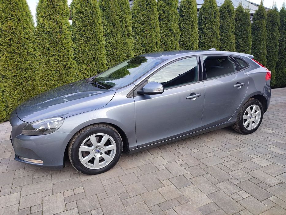 Volvo V40 Volvo V40 * D2 *