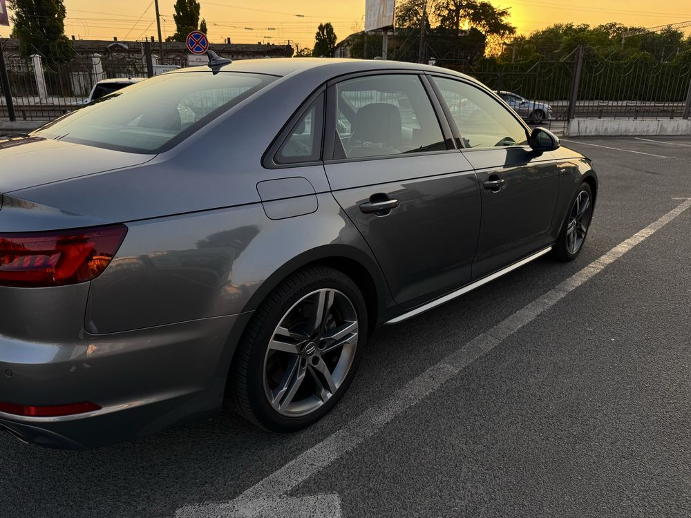 Audi a4 b9 2028 Quattro  •  S-line