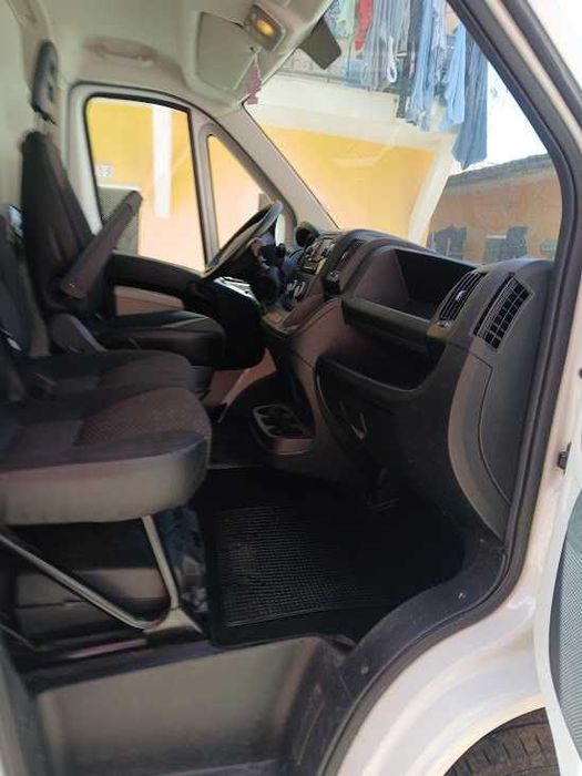 Peugeot Boxer 2.0 Blue HDI 130 CV L2H2  Ano 2019 - Premium