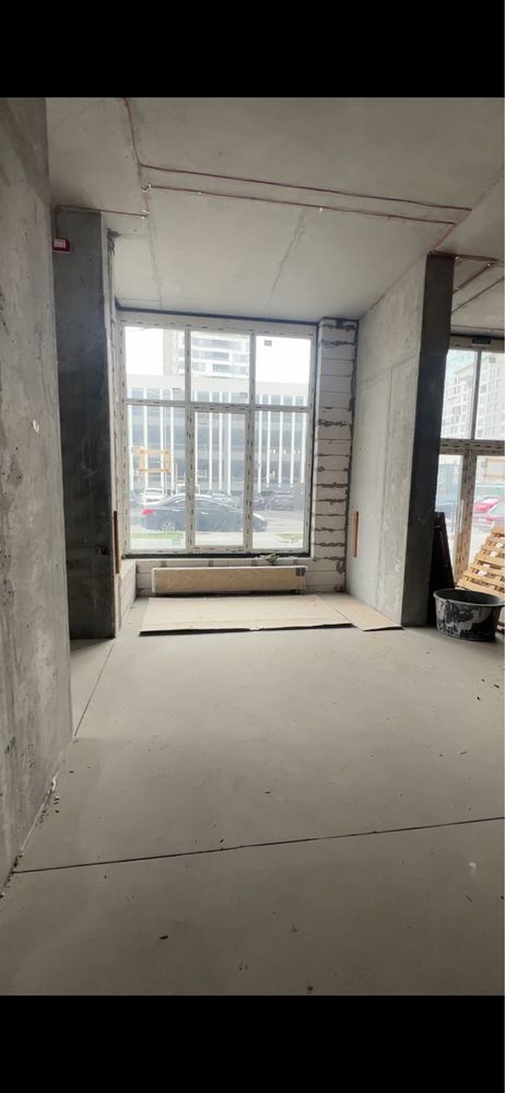 Продаж Комерція ЖК Варшавський хФасад 91 м2 дом 7.6