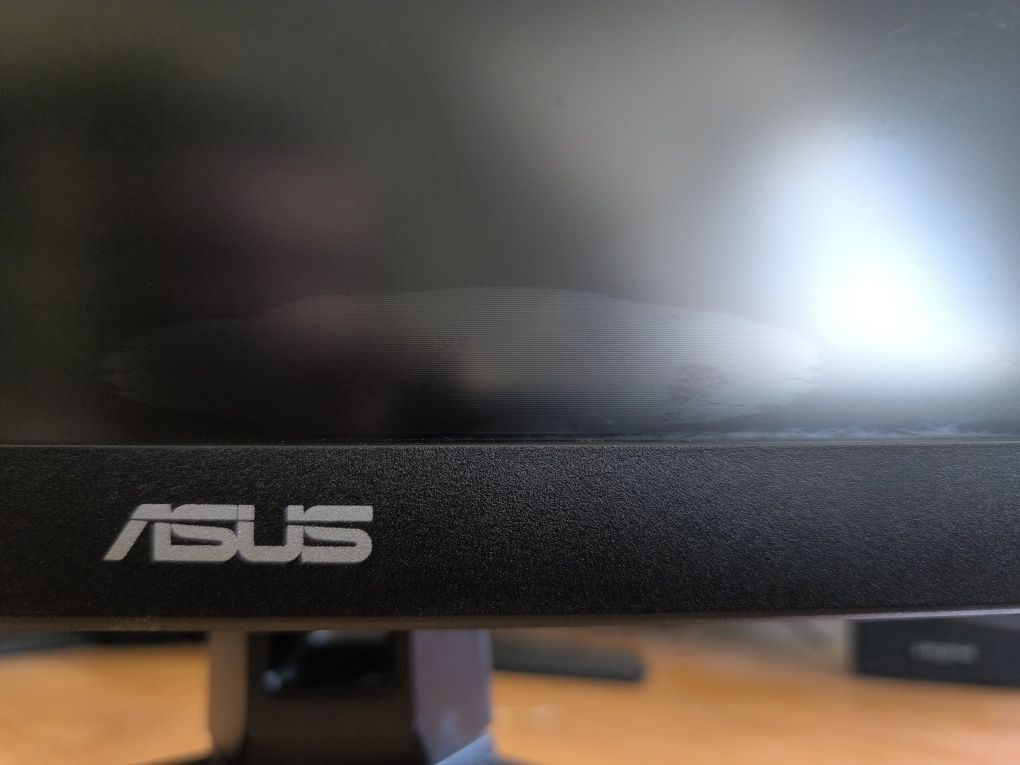 Monitor Asus 31,5" VG32VQ1BR  zakrzywiony, uszkodzona matryca
