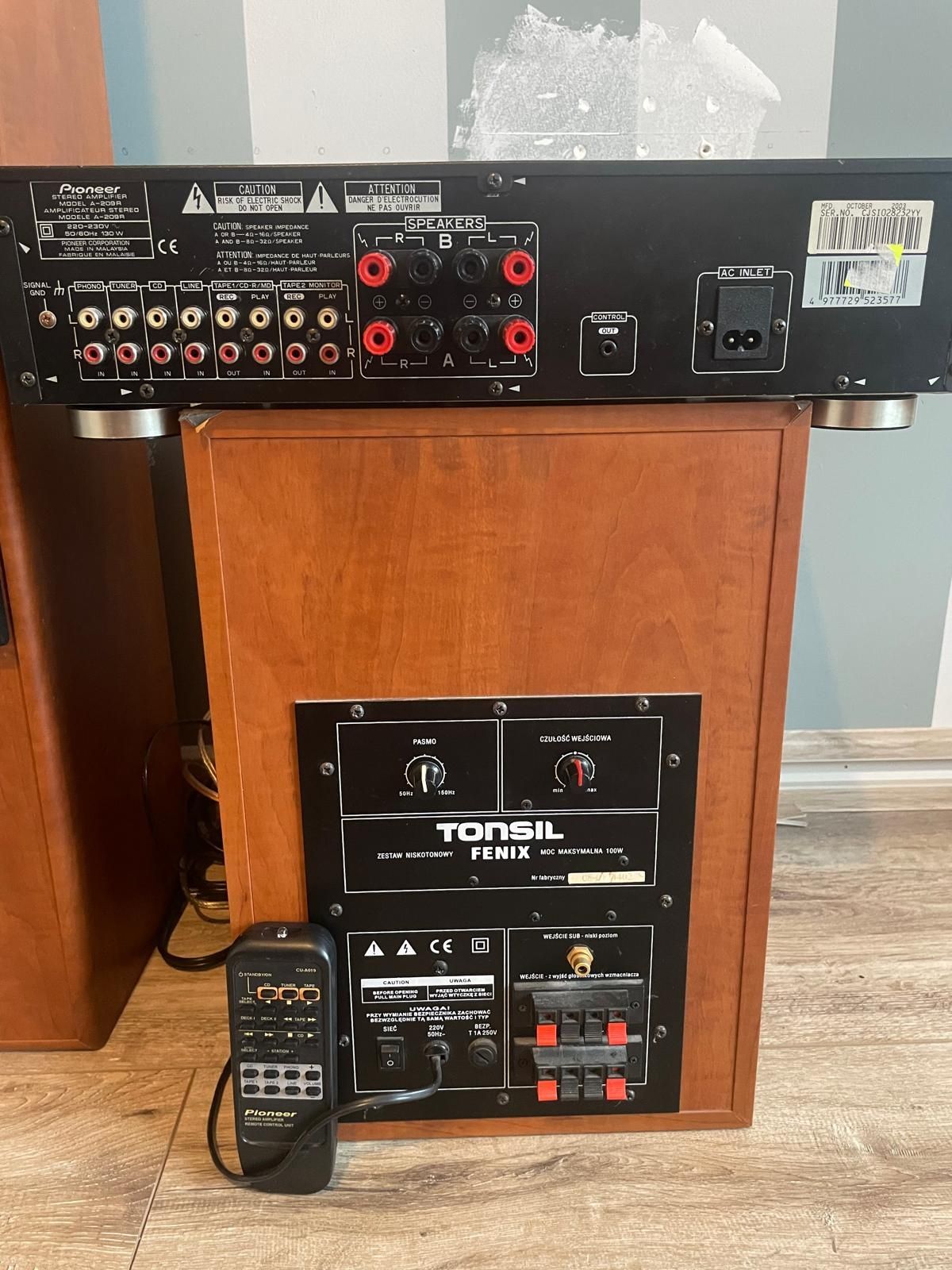 Zestaw kolumny Tonsil Fenix 2, Subwoofer i wzmacniacz Pioneer A209R