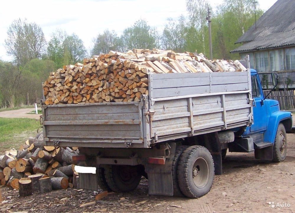 Дрова твердых пород. Акация. Дуб. Ясень. Доставка.