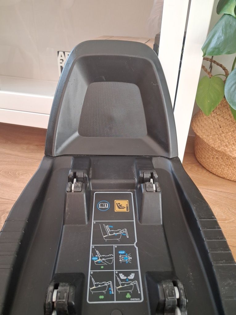 Baza Maxi-Cosi FAMILYFIX 3 ISOFIX I-SIZE z podporą
