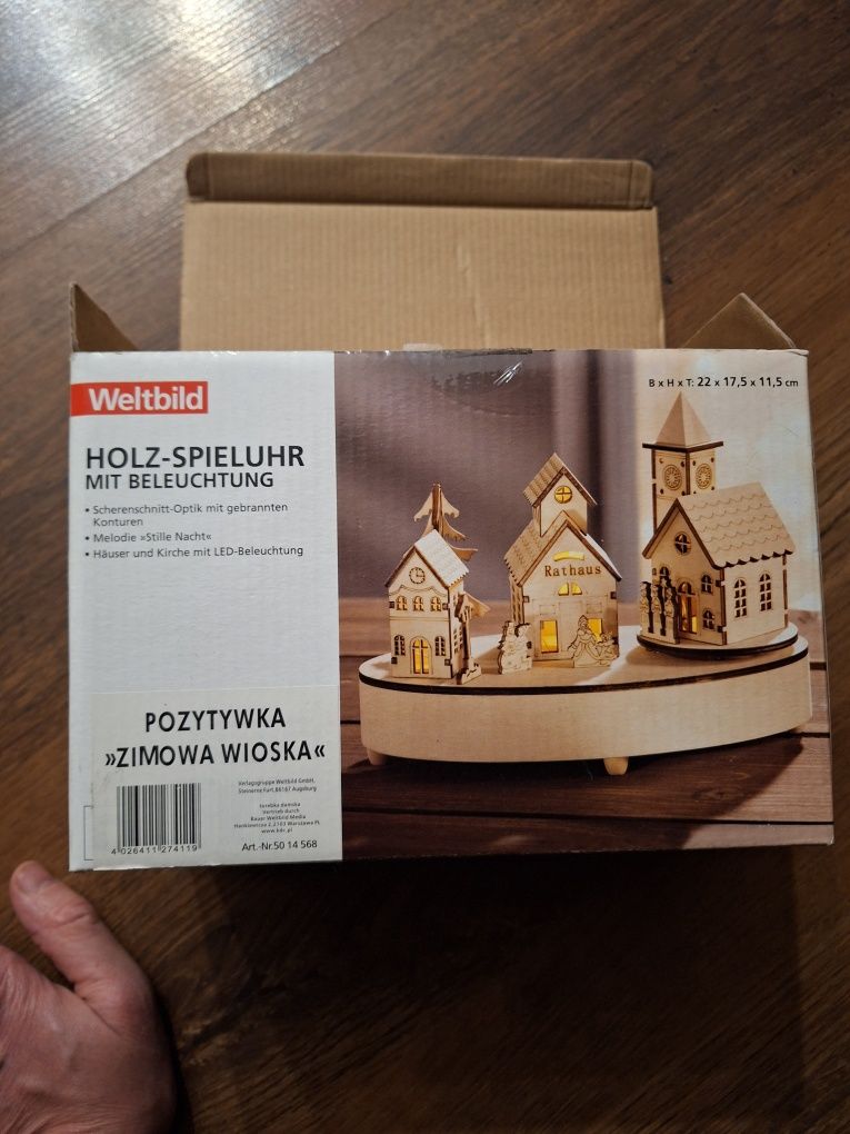 Prezent świąteczny zimowa wioska z pozytywka