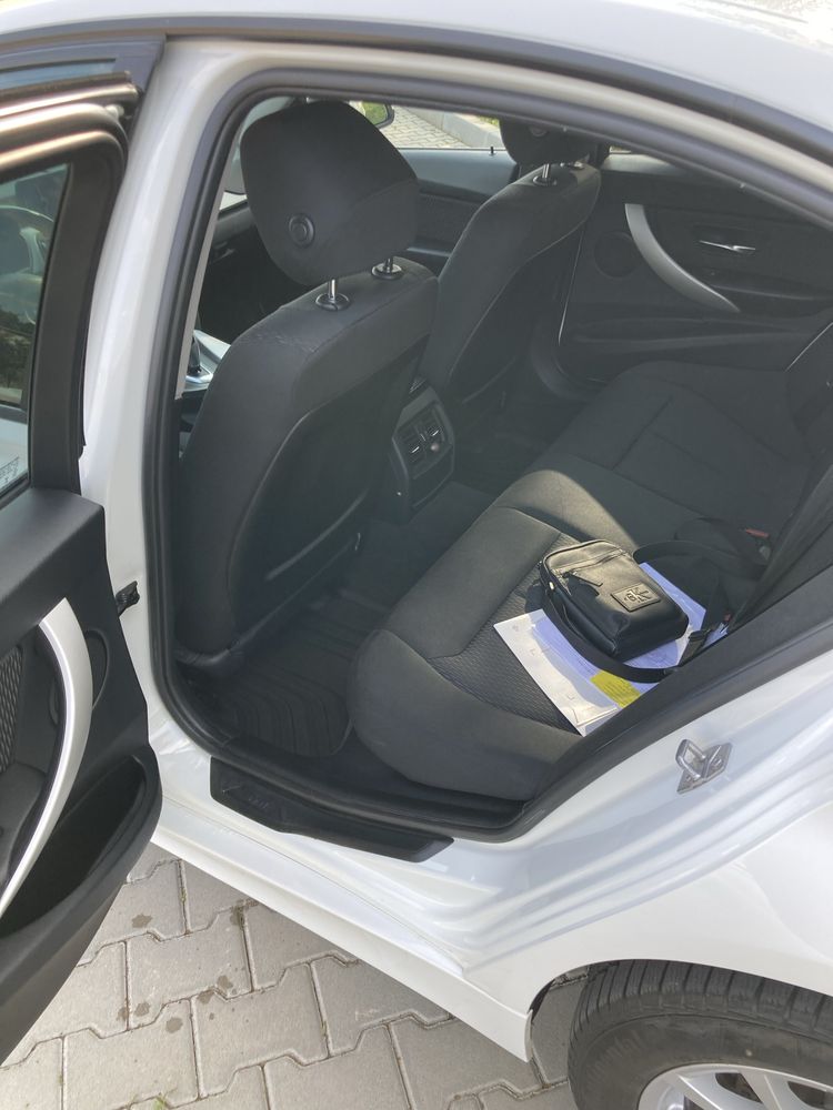 Продам BMW 320 Official