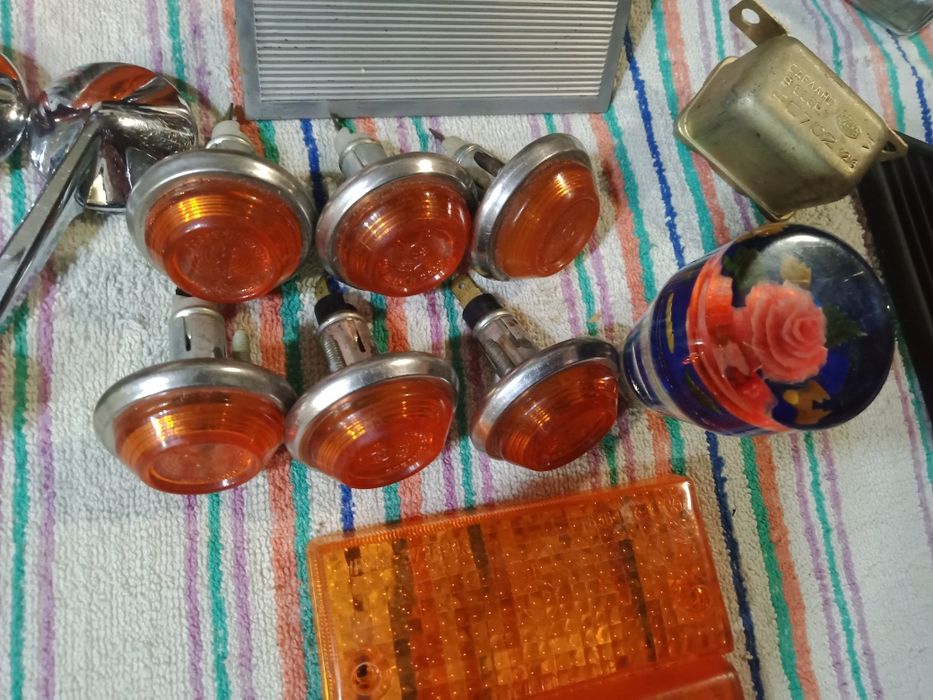 Передние поворотники,повторители в крылья на ВАЗ 2101,2102,21011,