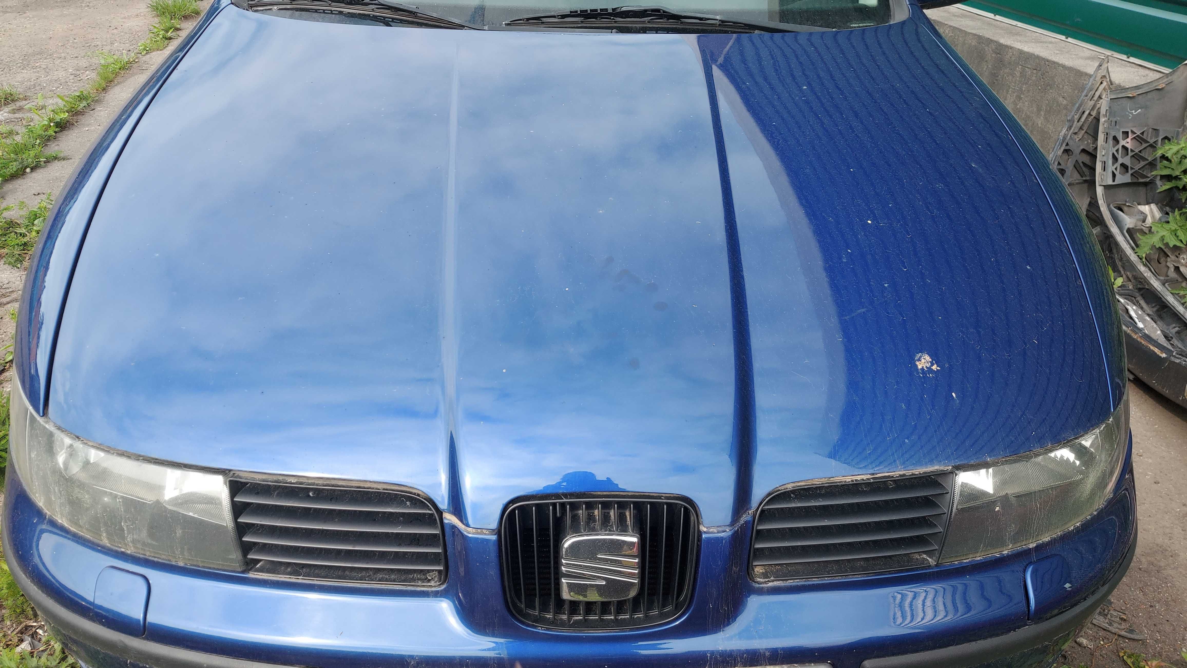 Seat Toledo II maska przednia niebieska FV części/dostawa