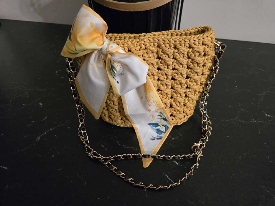 Hand Made mała torebka, która doda uroku Twojej stylizacji