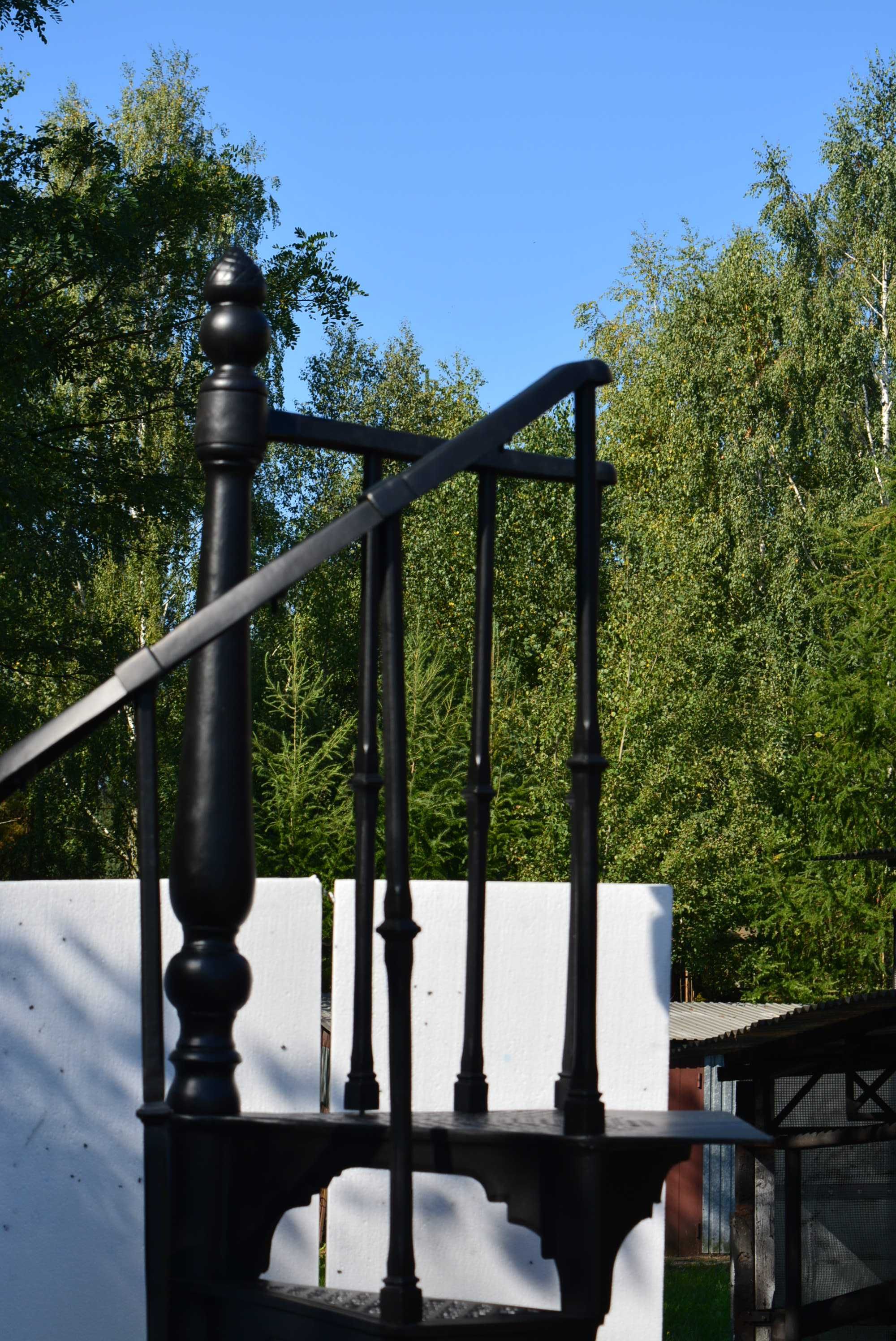 Schody żeliwne kręcone fi 1,22 m wzór nr 3 - z 1 tralką /stopień