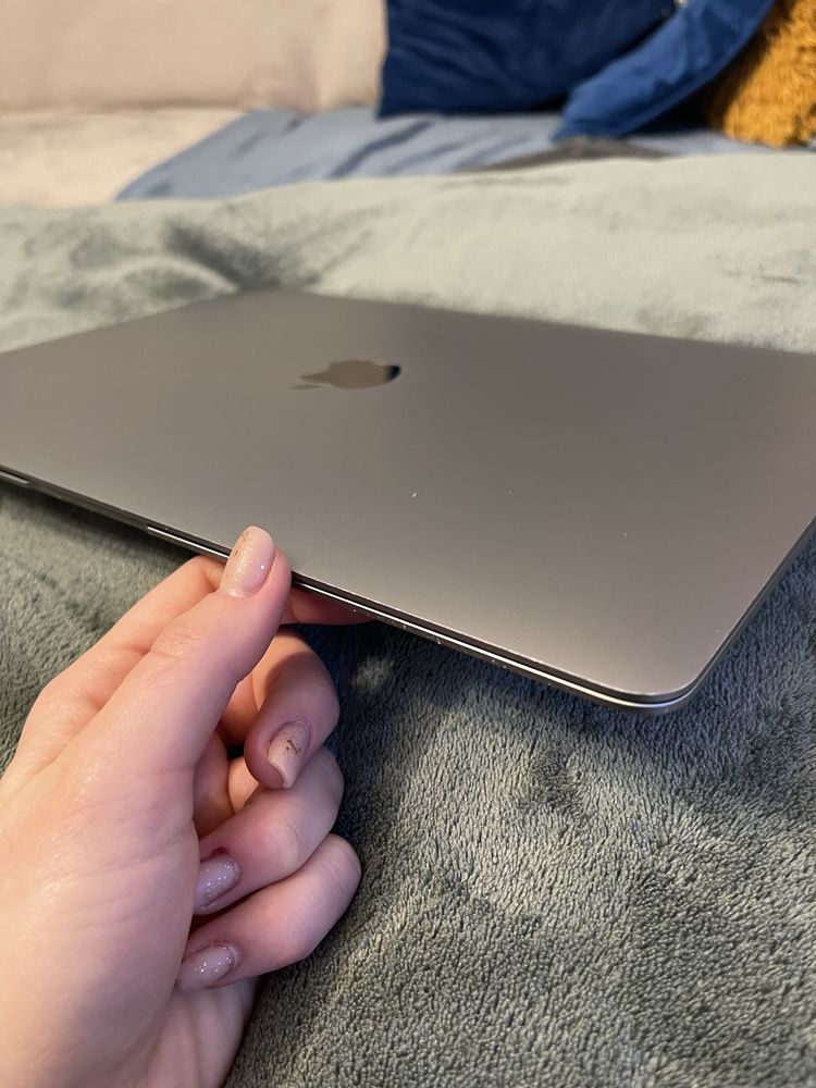 MacBook Air 13 2019