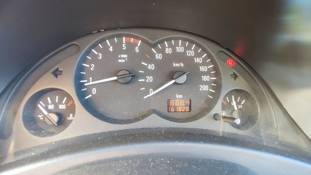 Opel corsa poucos Km