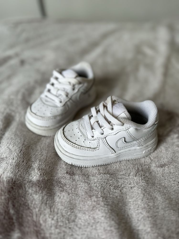 Дитячі кросівки NIKE Air force 1 білі ОРИГІНАЛ найк аір форс