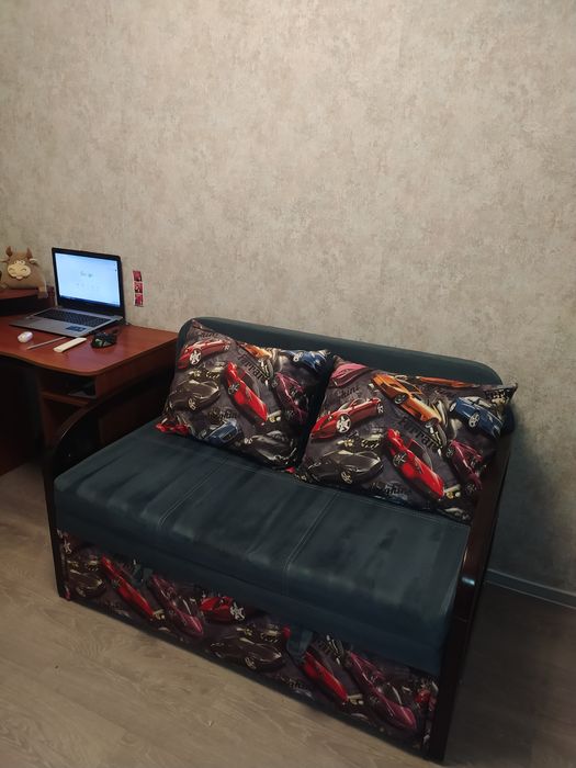 Продам диван 120м