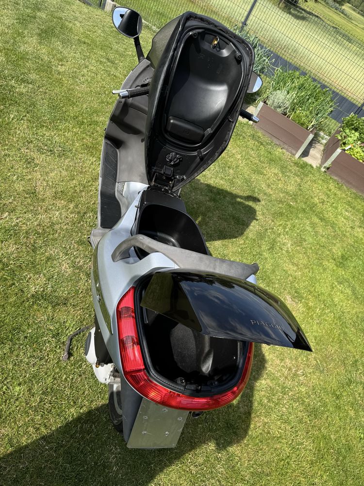 Piaggio x8 125 15 KM 2005r