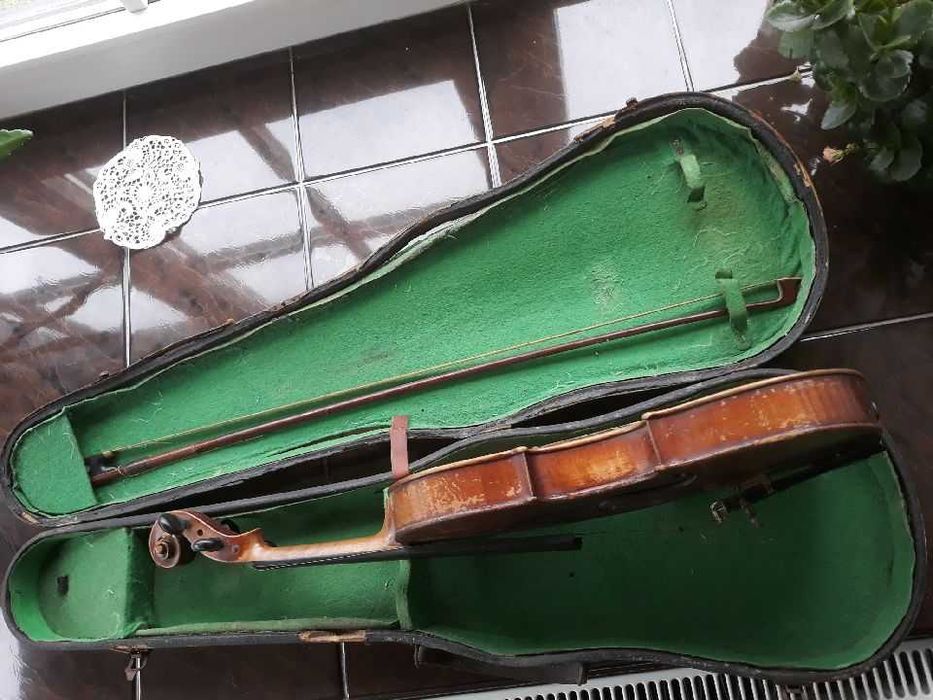 Skrzypce Stradivarius Cremona z praskiej manufaktury 1723 rok