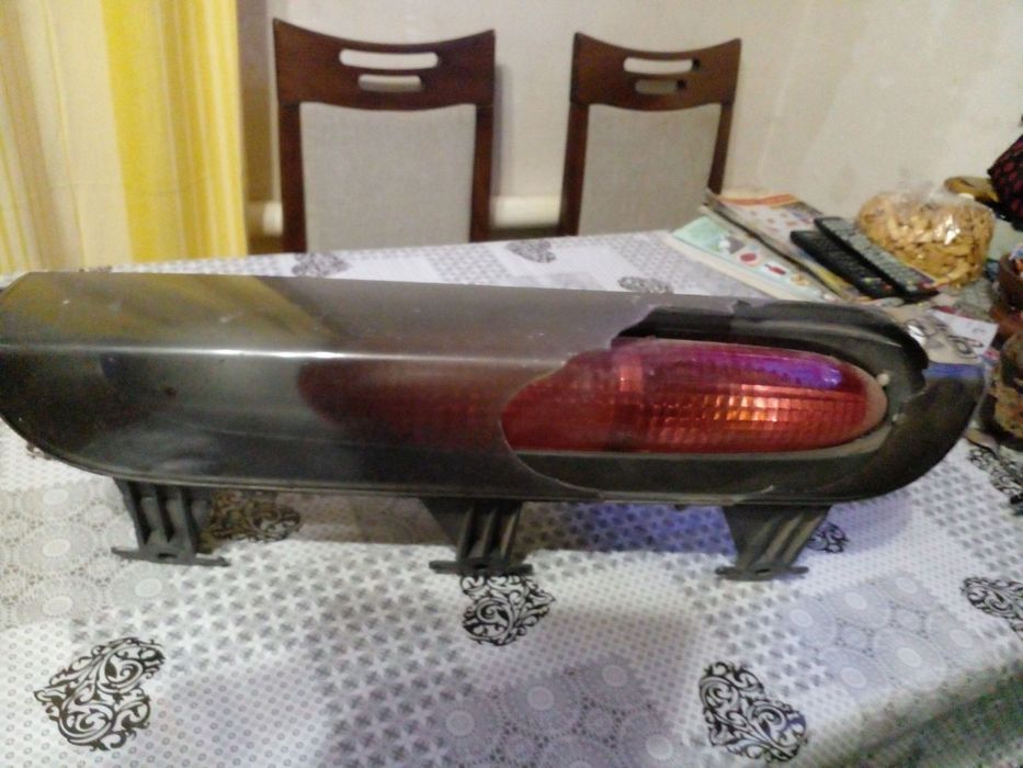Продам задний левый фонарь трафик 2 до рестайлинг
