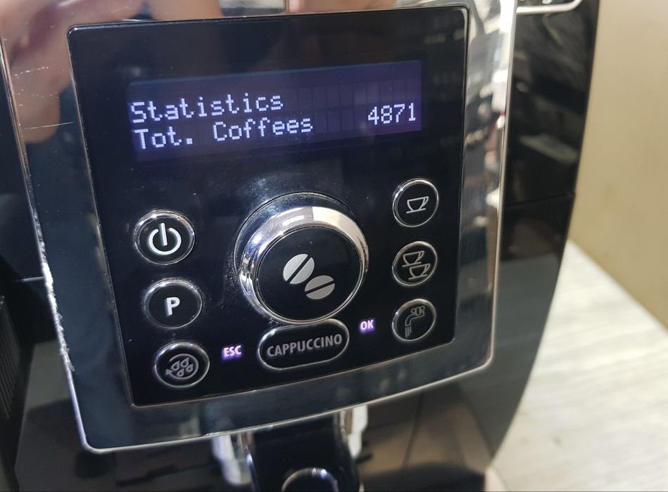 Кавомашина/кофемашина Delonghi ECAM 23.466/23.450 б/у з Німеччини