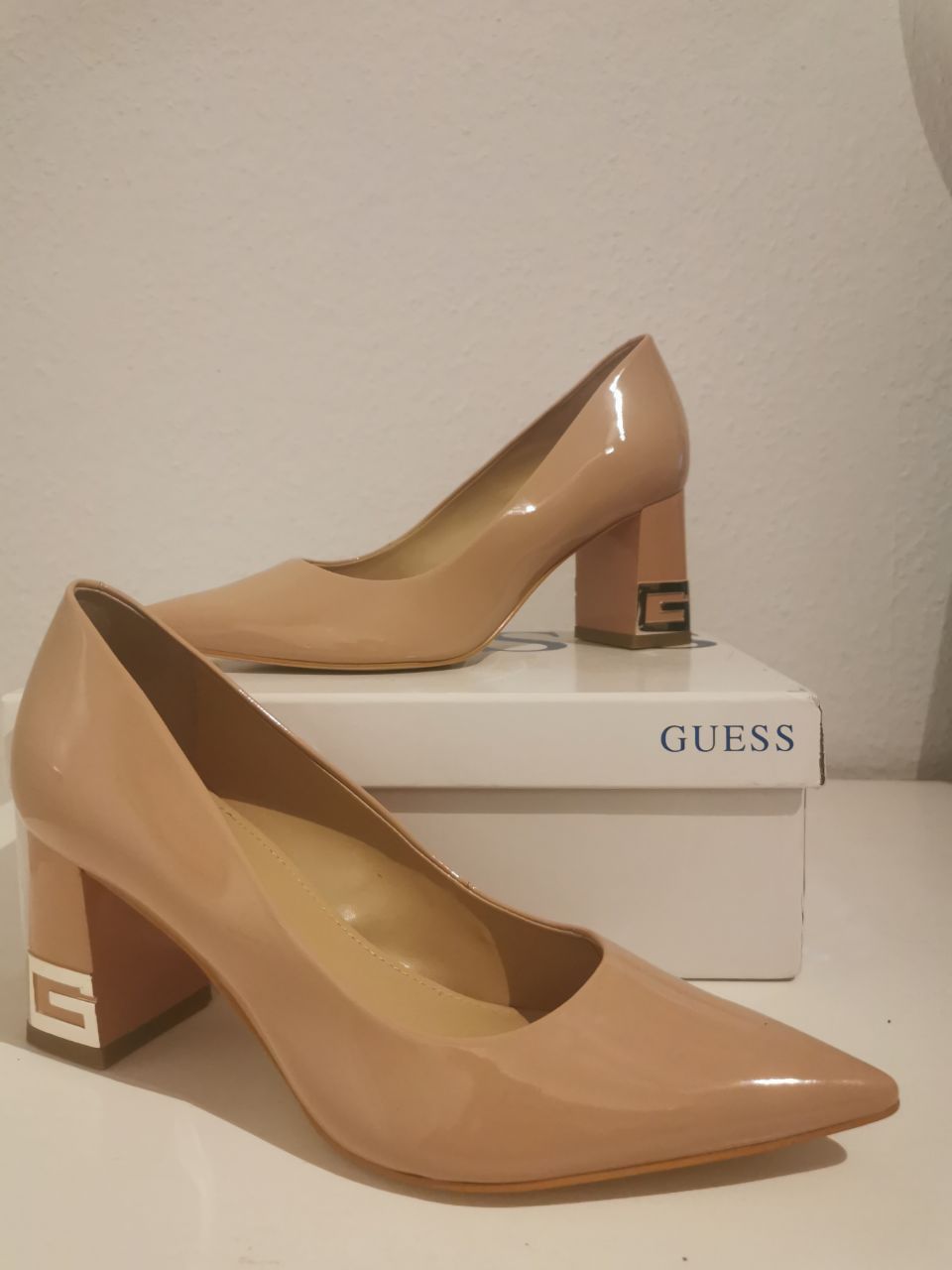 Buty Damskie Guess z obcasem