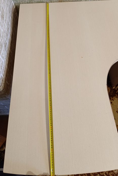 Угловой компьютерный стол