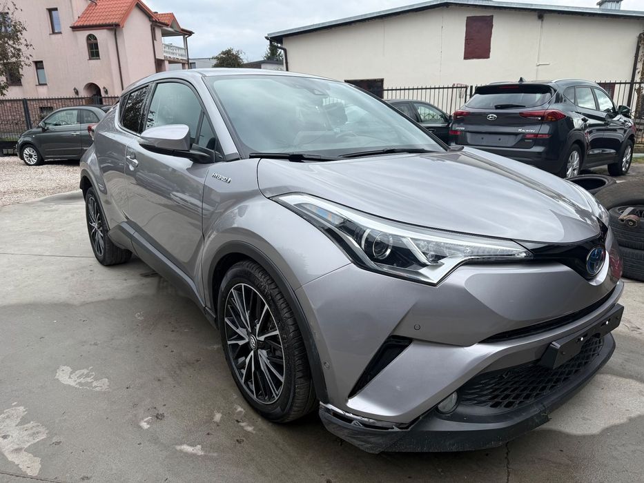 Toyota C-HR 1.8 Hybrid, 2016r. 108 tyś km.
