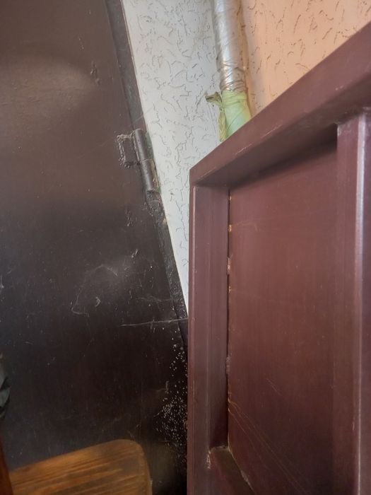 Металічні гаражні ворота