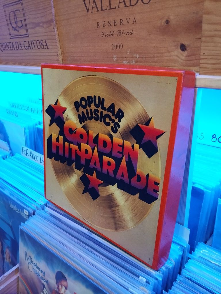 Caixa c/ 9 discos de vinil - Golden Hit Parade