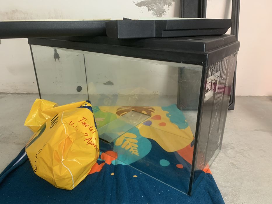 Aquario 50L com Luz