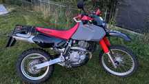 Suzuki DR SUZUKI DR po profesjonalnej modyfikacji