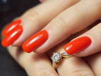 Manicure/pedicure