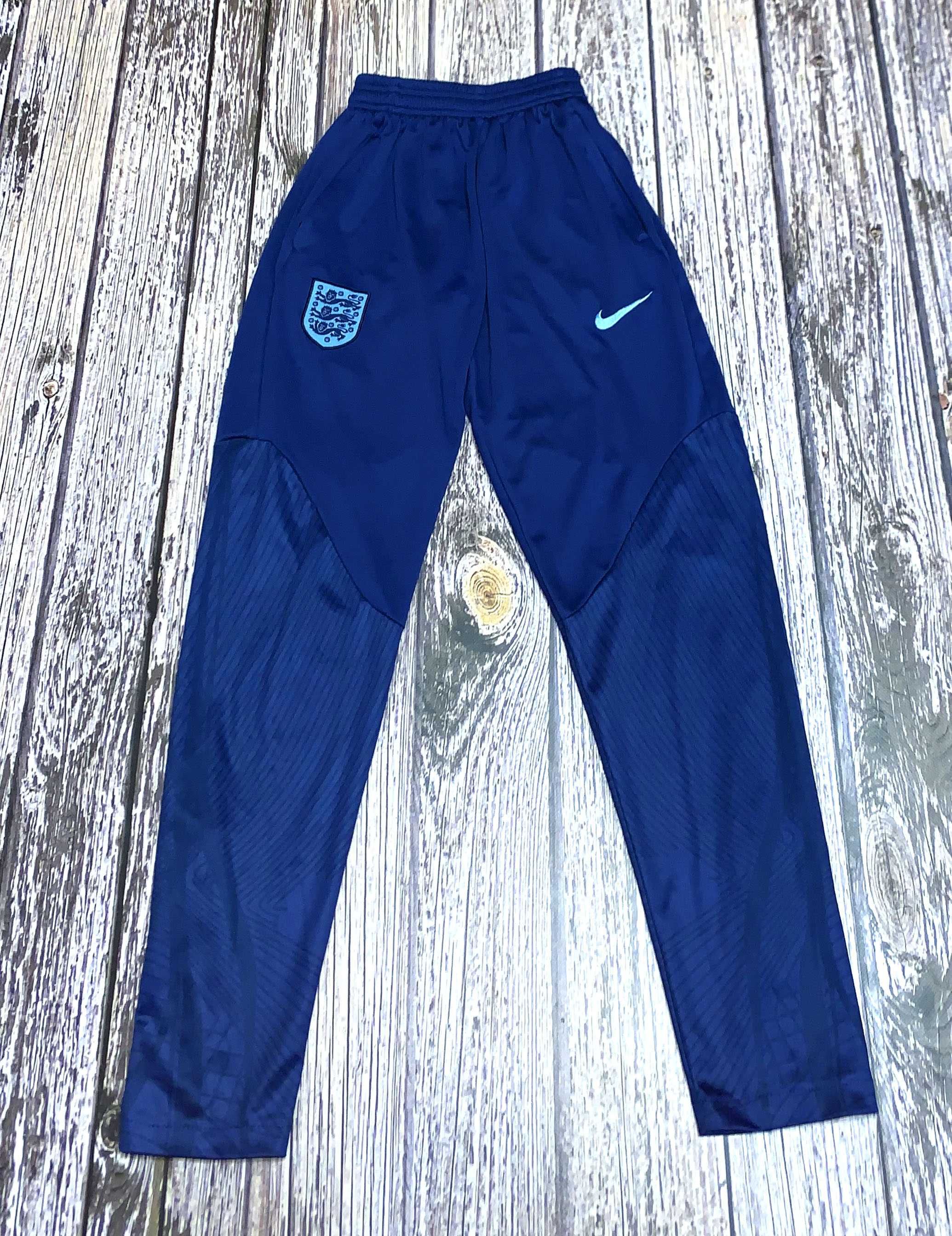 Спортивные брюки Nike для мальчика 11-12 лет, 146-152 см
