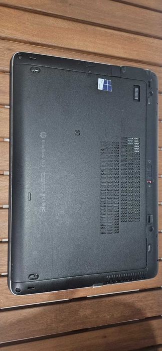 Portátil HP Elitebook i5