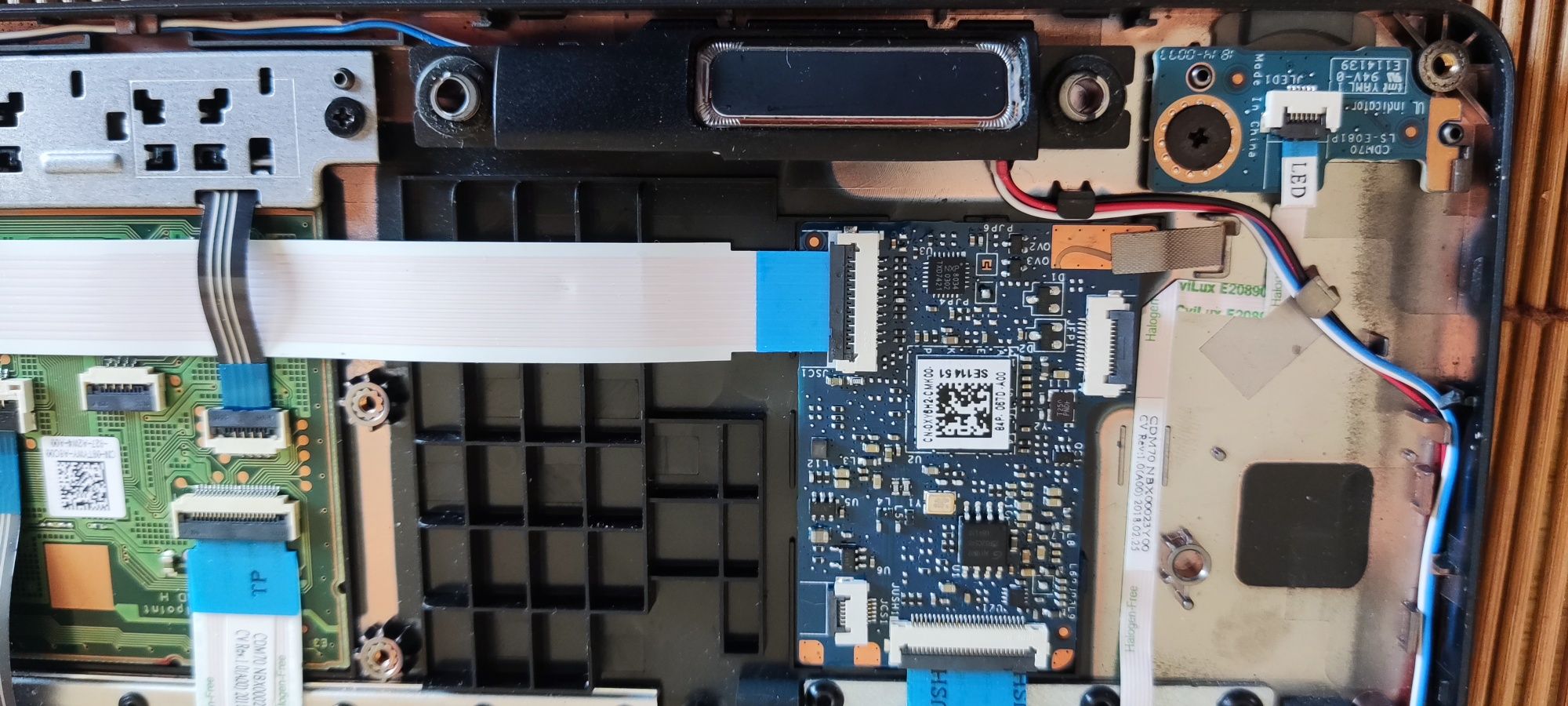 Топкейс в зборі з клавіатурою. Оригінал Dell Latitude 5490