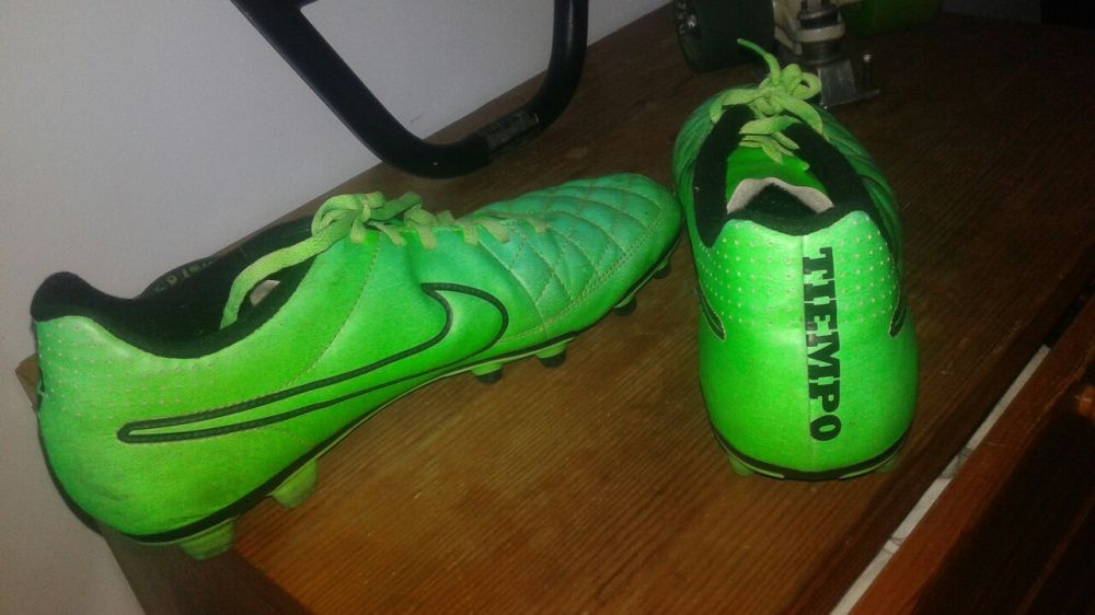 Chuteiras Nike Tiempo N°44.5