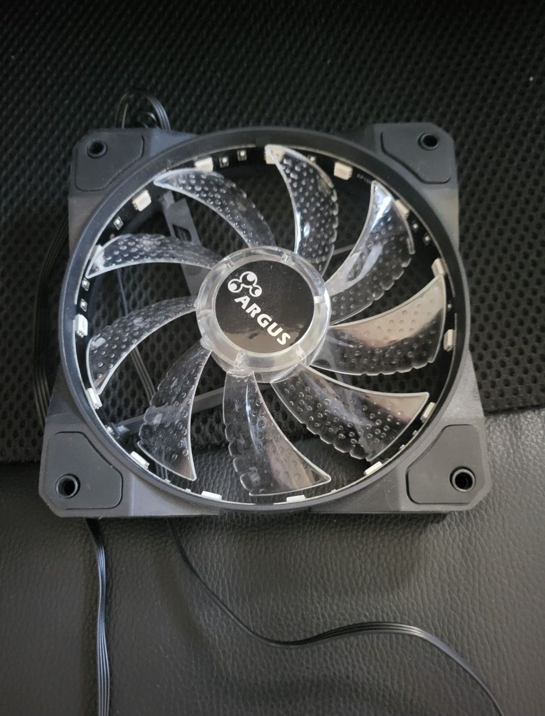 Sprzedam wentylator ARGUS (NOWY]15 leds RGB fan-12V/0.1A POSIADAM 150