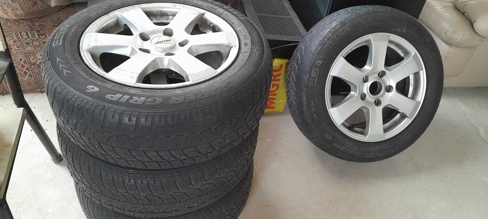 Jantes para jipe ou carro.