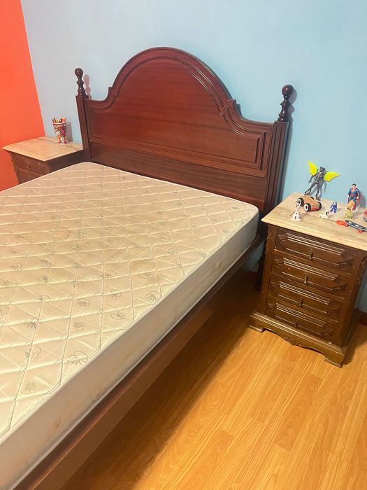 Cama de casal + colchão