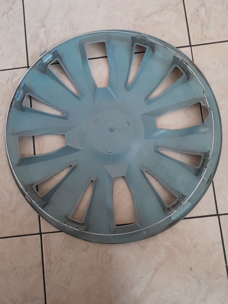 Ковпак на колесо . Фольсваген.  324 SJS 15"