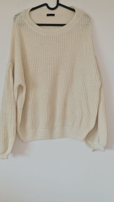 Sweter rozm.L Stradivarius