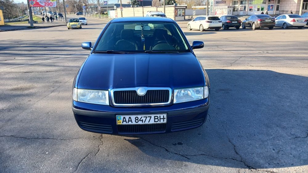 Продам Шкоду в доброму стані