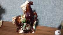 kolekcjonerska figura porcelana szkliwiona 15 cm BDB. KOŃ .