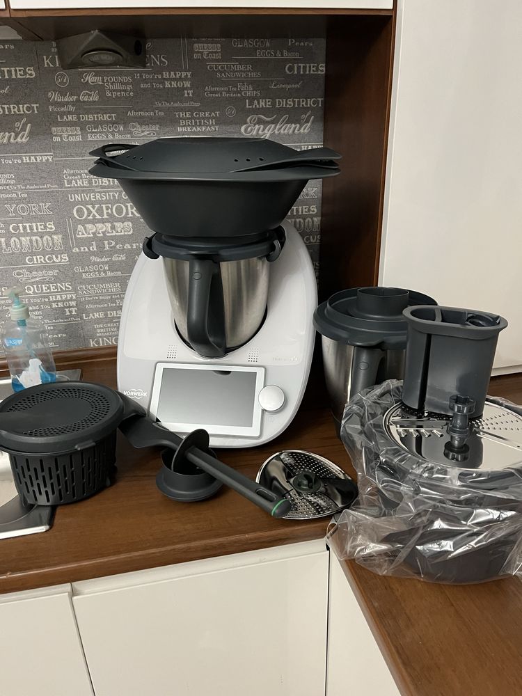 Sprzedam Thermomix TM6